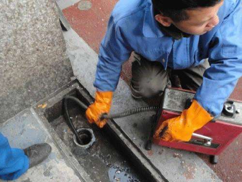 罗城疏通下水道